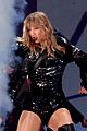 tay-cam-char