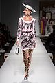 hadid-moschino2