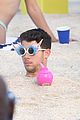 jo-bros-beach