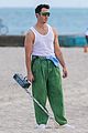 jo-bros-beach