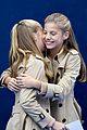leonor-hugs