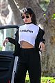 cabello-posing