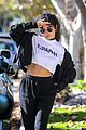 cabello-posing