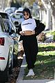 cabello-posing