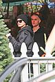 justin-hailey-christmas-tree-shopping