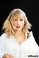 taylor-swift-billboard
