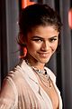 zendaya-leafgown