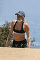 miley-hiking