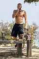 miley-hiking