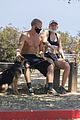 miley-hiking