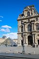 kylie-louvre