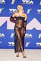 miley-vmas-carpet