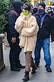 selena-gomez-nyc-set