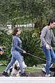 mendes-walking3