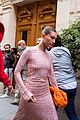 justin-and-hailey-go-out-to-dinner-in-paris