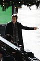ryan-reynolds-ice-skates-spirited-musical-set