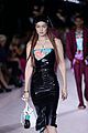 gigi-dua-versace