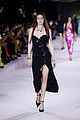 gigi-dua-versace