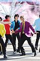 bts-cross4