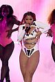 chloe-amas-perform