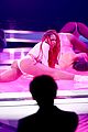 chloe-amas-perform