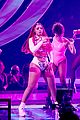 chloe-amas-perform