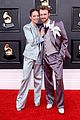 billie-grammys-carpet