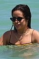 cabello-beachpics