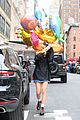 hadid-balloons