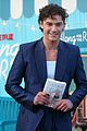 along-premiere