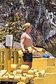 charlie-owen-shirtless