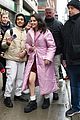 selena-pink