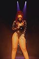 chloe-tour