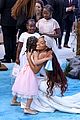 halle-hug